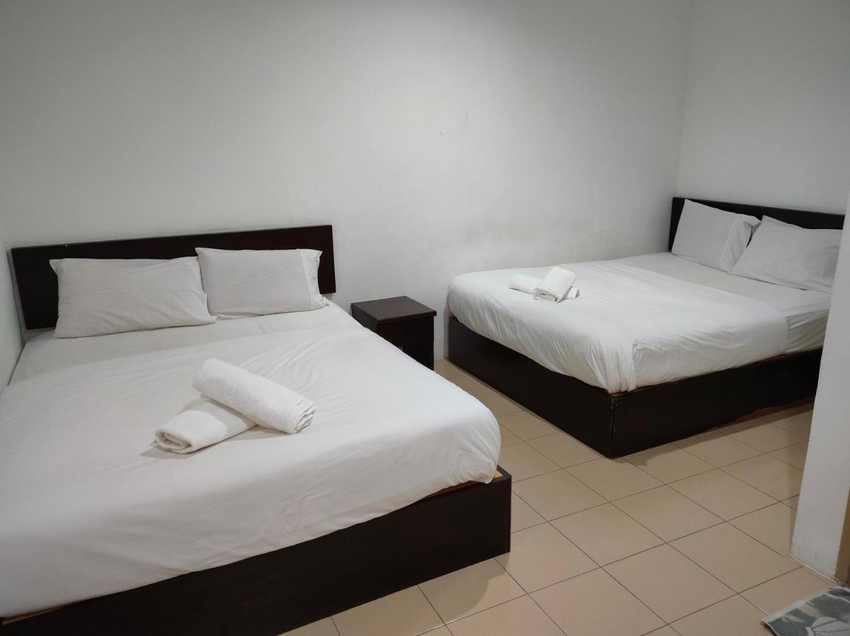 Hotel Star Inn Телук-Интан Экстерьер фото